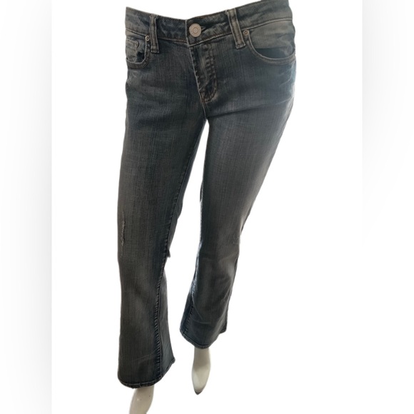 Vigoss Low Rise Bootcut Jeans. - Picture 3 of 12
